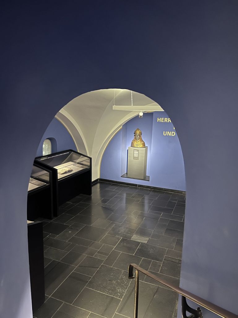 klp-lichtplanung-i-museum-i-domschatz_6