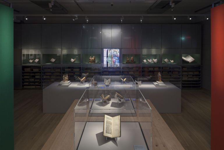 die-heilige-anna-bildform-und-verehrung_henning-rogge_dcm-129361-01