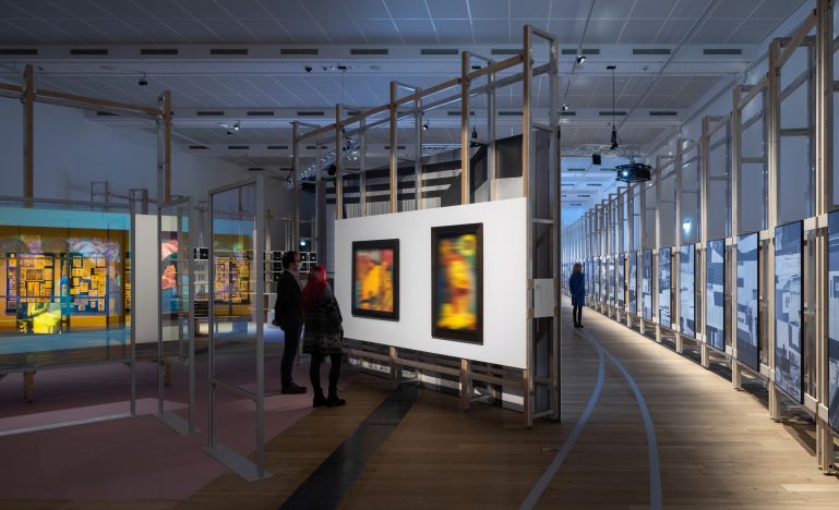 5_noldekritikkuball_draiflessen-collection_doku_0517-unscharf