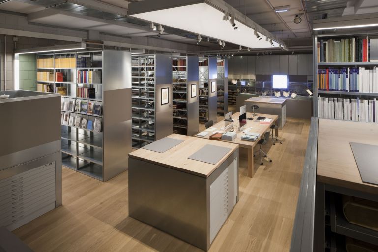 marken-und-monogramme_henning-rogge_dcm-126554-2