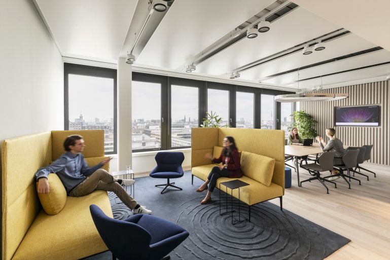 8_olympus_emea_zentrale_gute_aussichten