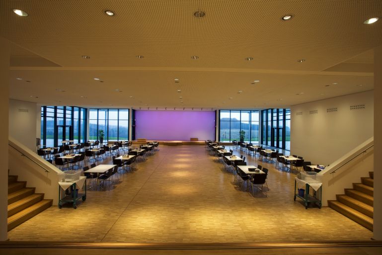 div_121121_01_0078_web_image_web