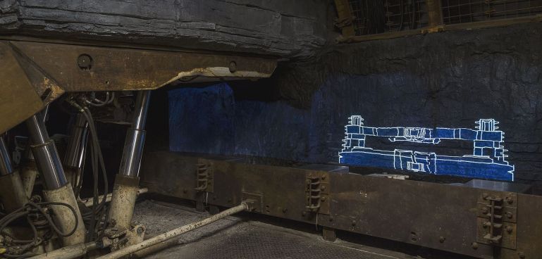 13285-027.jpg-1920x920-q90-crop-subsampling-2-upscale